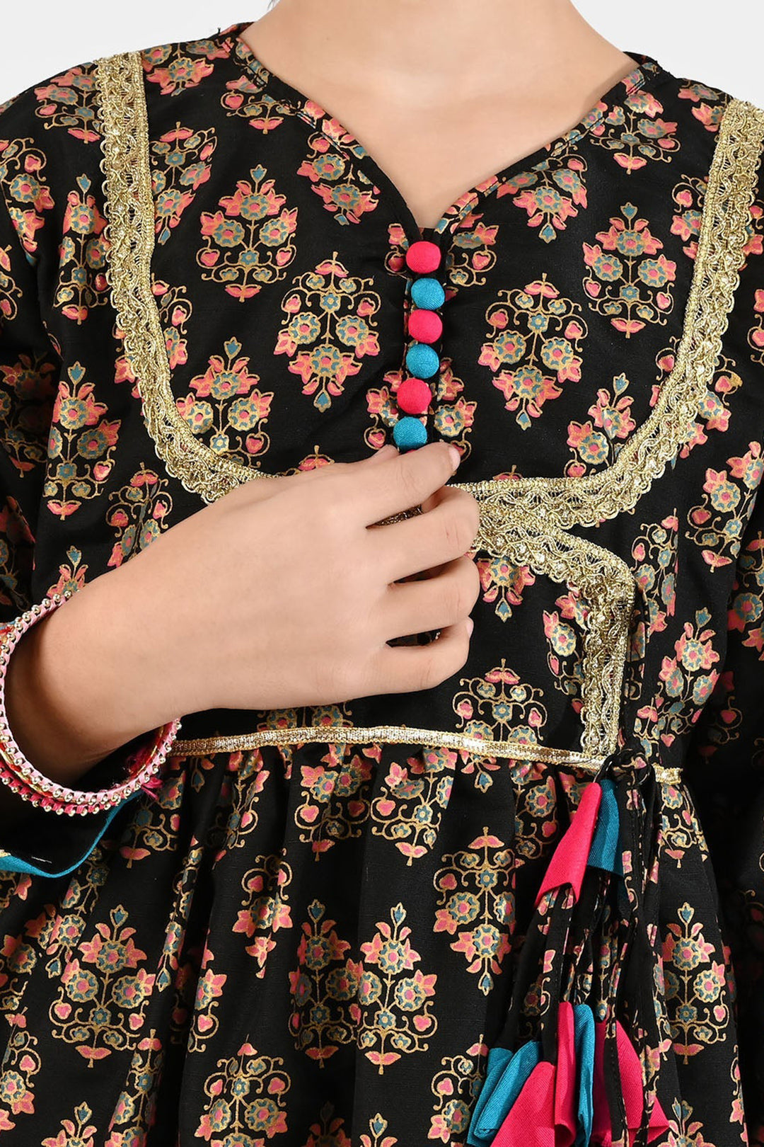 Girls Raw Silk 3Pcs (Gulzar-E-Noor) - Black