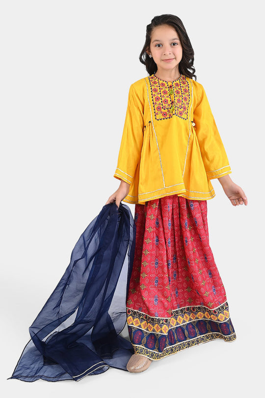 Girls Raw Silk 3PCs Suit Chunri-Yellow