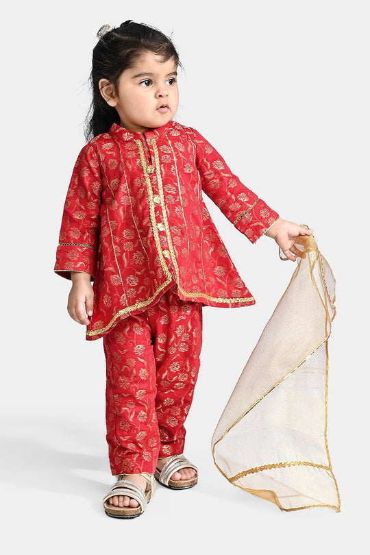 Infant Girls Jacquard 3 Pcs Suit Gulistaan-Red