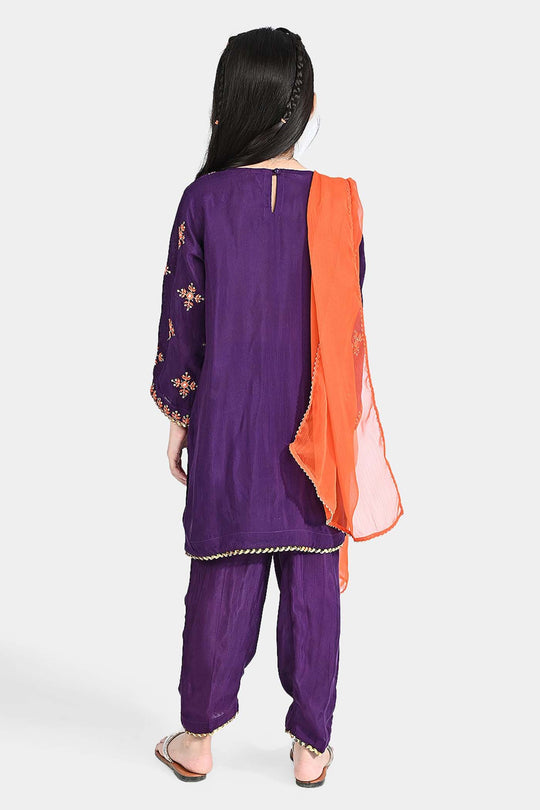 Girls Raw Silk 3 Pcs Huns-E-Jahaan-Purple