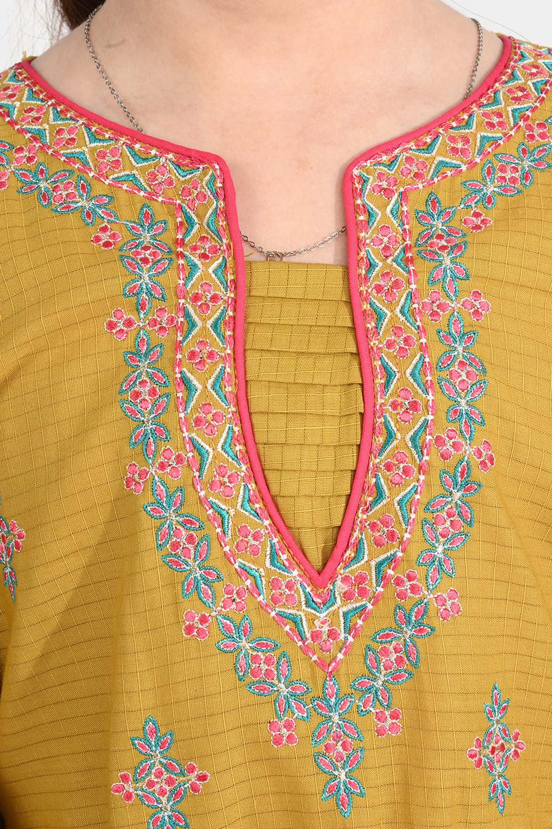 Girls Cotton Emb Kurti Maheru-Dhani